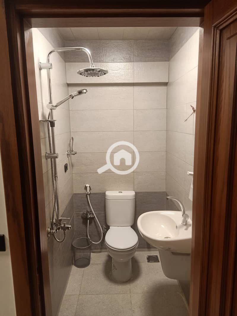 29 WhatsApp Image 2025-12-10 at 5.33. 35 PM. jpeg