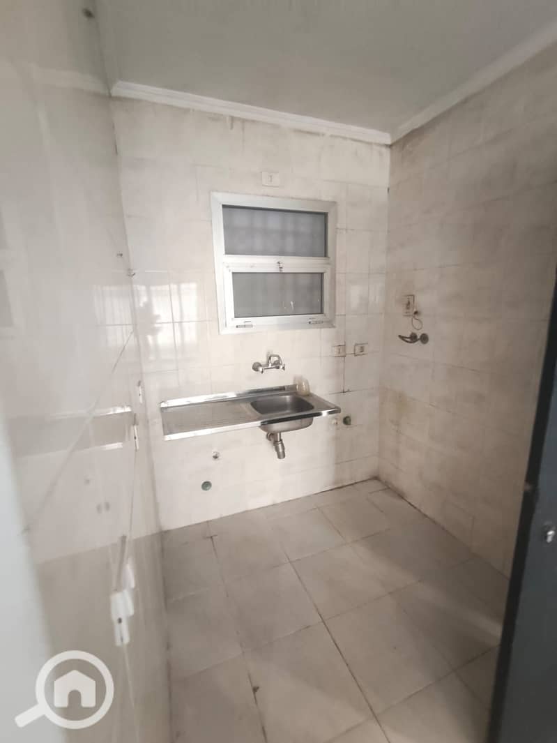 6 337f58dc-090d-42e8-b6b5-d32aa129af52. jpg