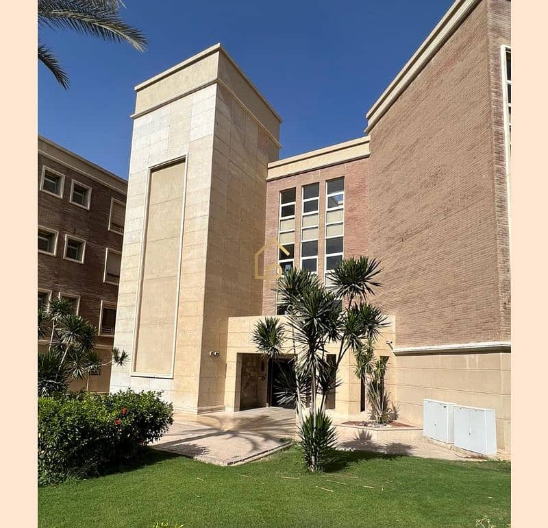 8 WhatsApp Image 2025-08-26 at 5.09. 20 PM. jpg