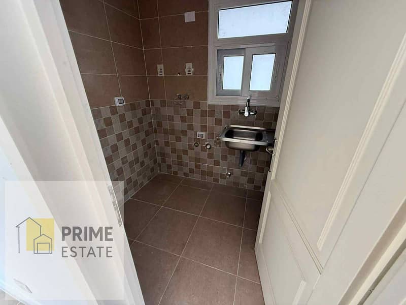 2 WhatsApp Image 2025-11-10 at 13.22. 16_12b8f170. jpg