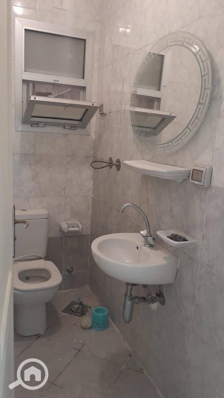 7 4b095af2-6792-477f-8e0e-83b2aefe26d0. jpeg