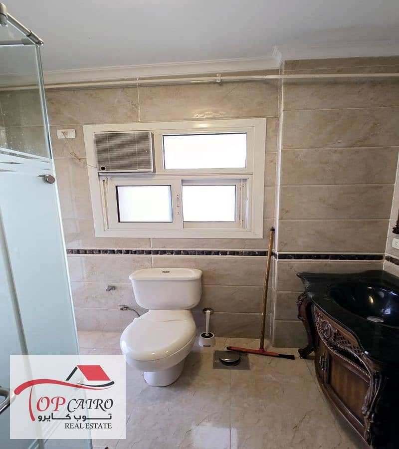 10 IMG-20251209-WA0070_800x900. jpg