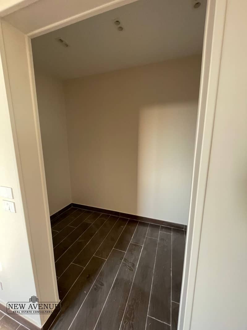 7 WhatsApp Image 2025-12-10 at 5.35. 46 PM. jpeg