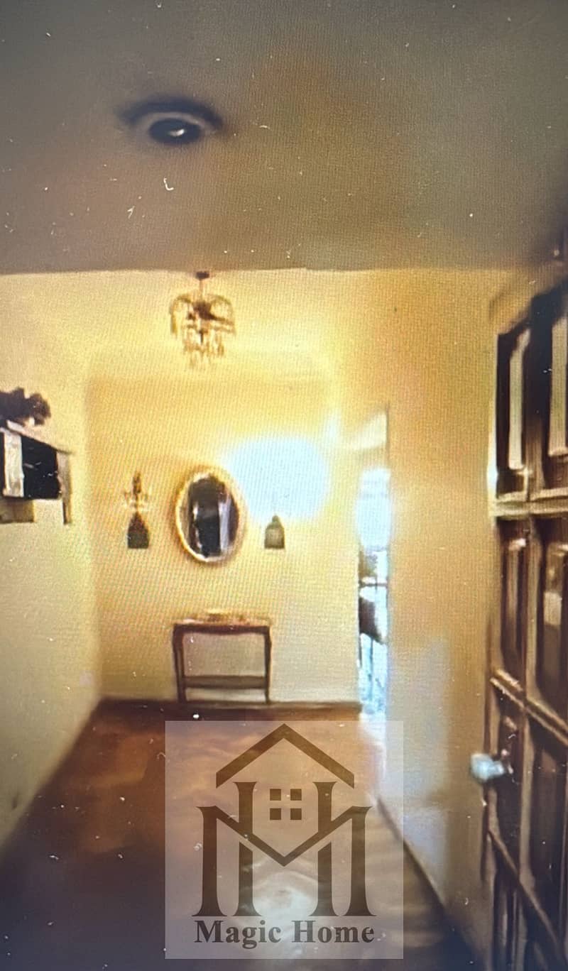 2 2d7ac0c2-3ce8-4604-942b-4af0f10526a4. jpg