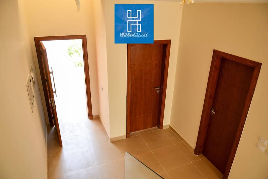 10 WhatsApp Image 2025-11-25 at 13.38. 03 (3). jpeg