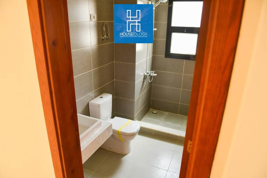 12 WhatsApp Image 2025-11-25 at 13.38. 04 (1). jpeg