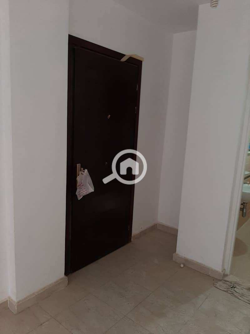 12 d3a11c27-d30c-450d-88bb-0477d93d5dfc. jpg