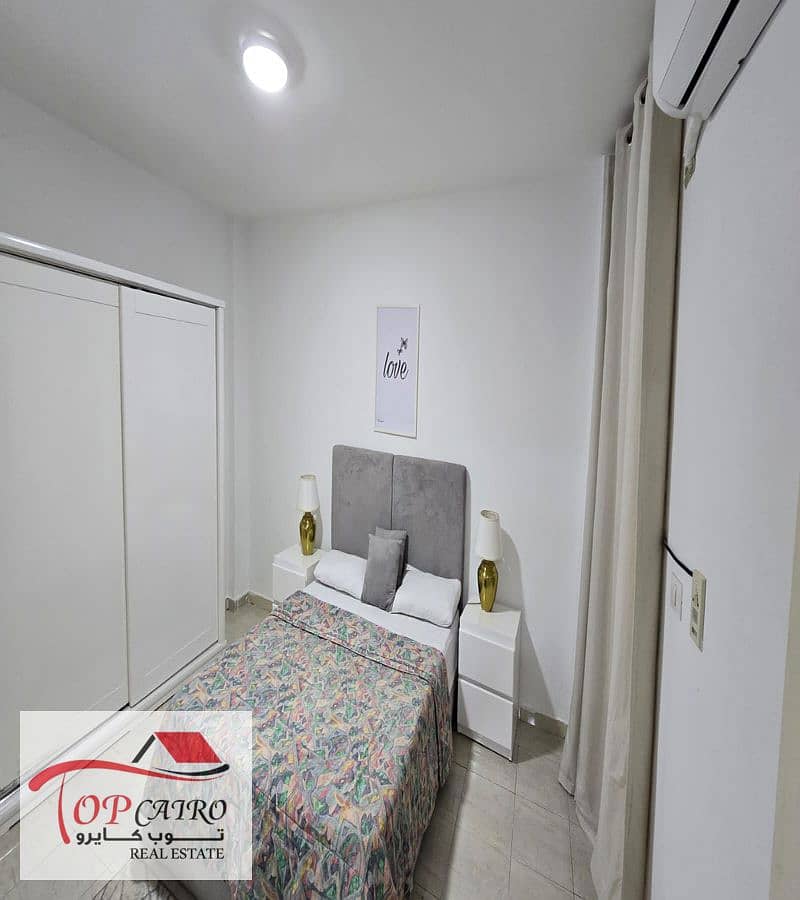 5 IMG-20251209-WA0307_800x900. jpg