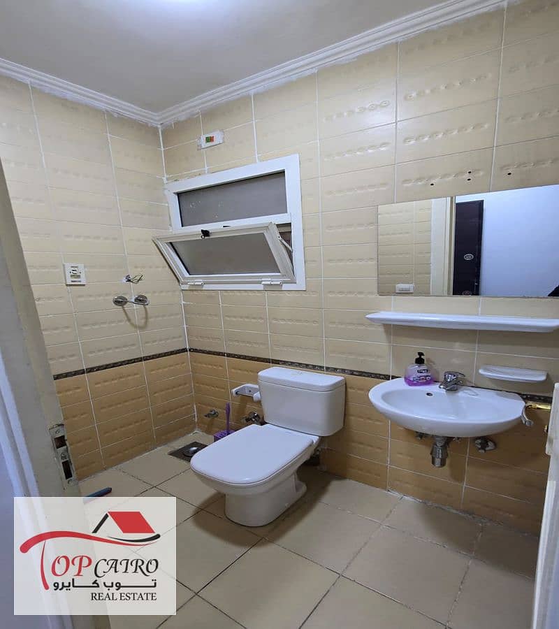 7 IMG-20251209-WA0309_800x900. jpg