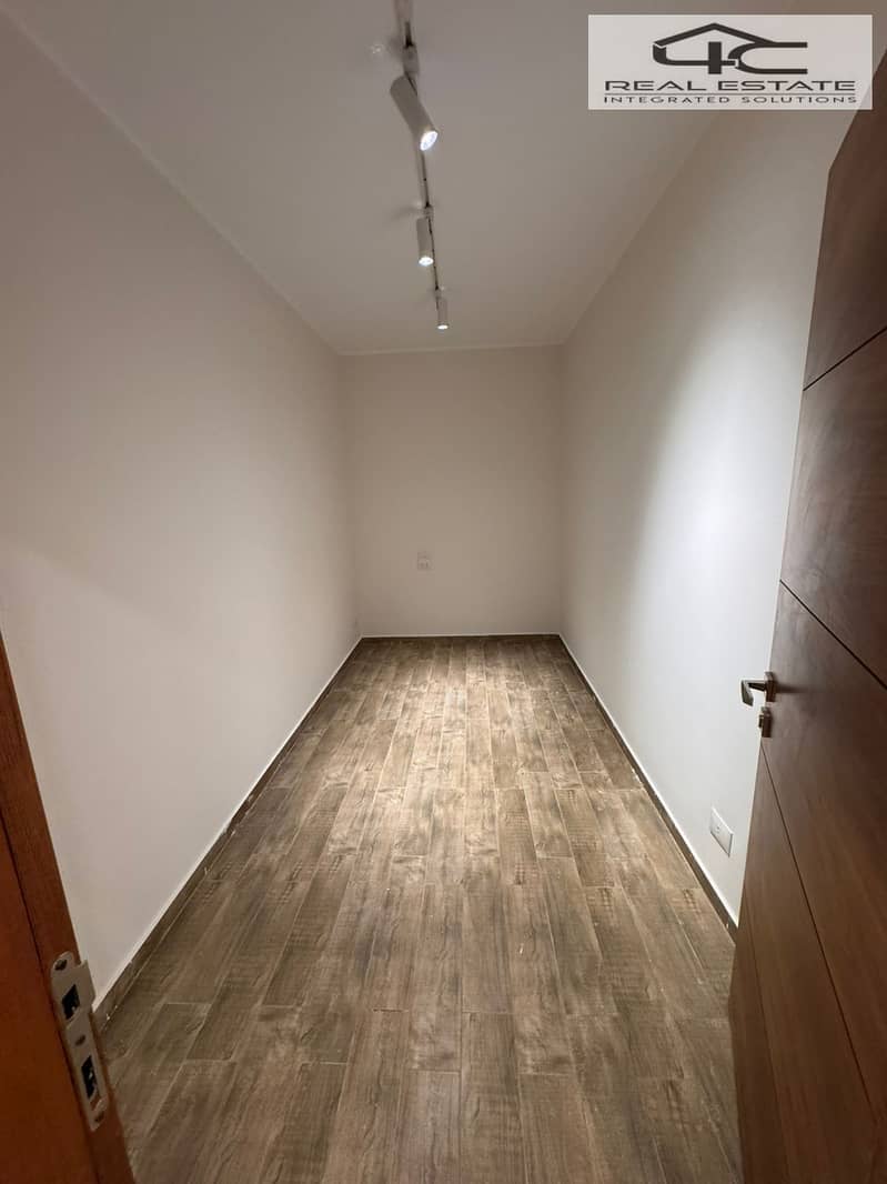 16 WhatsApp Image 2025-12-10 at 12.13. 32 (1). jpeg