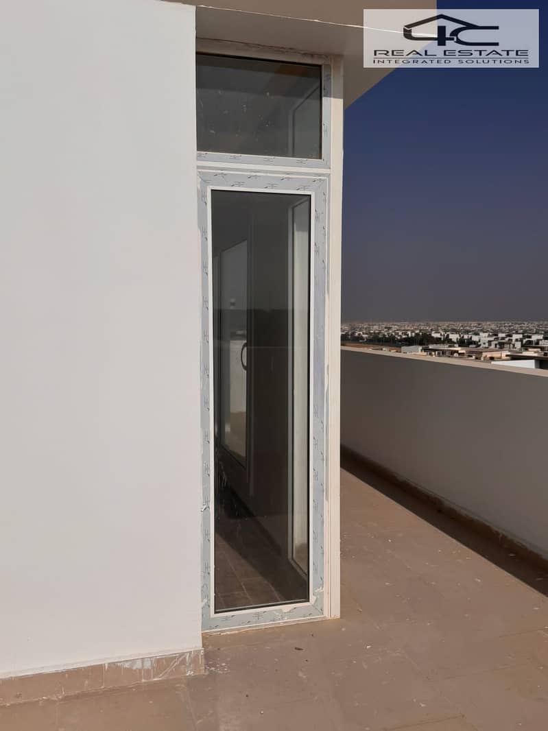 39 WhatsApp Image 2025-12-10 at 12.13. 43 (1). jpeg