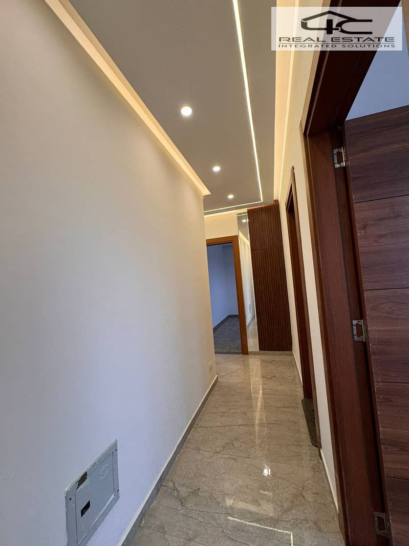 41 WhatsApp Image 2025-12-10 at 12.13. 44 (1). jpeg