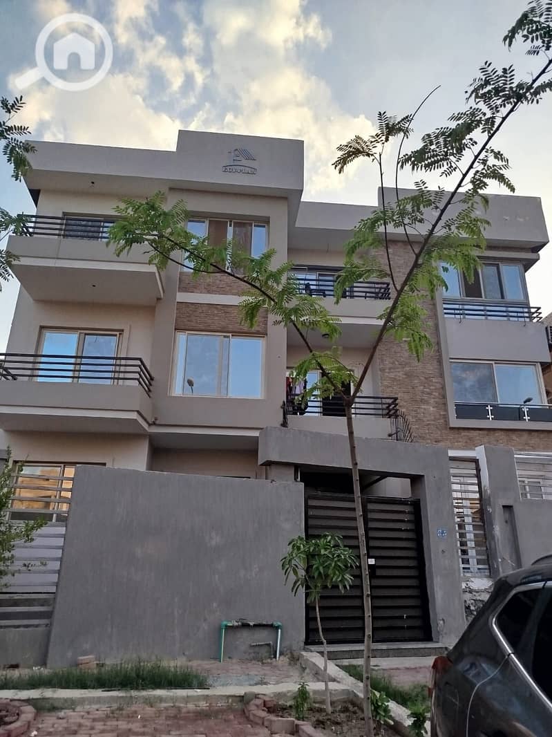 18 a88baffd-ed27-4c1c-ad86-c1e5c5b49571. jpg