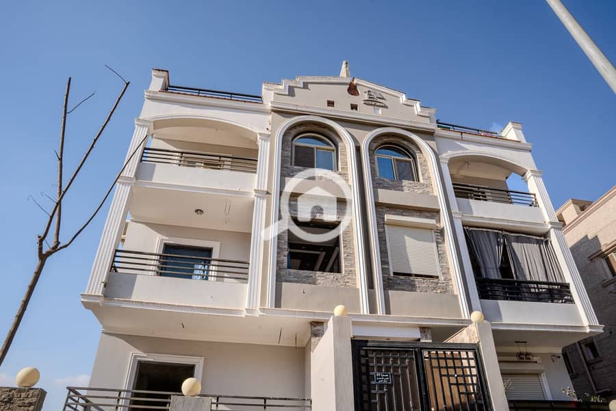 6 3a603f7f-e605-467e-ba7e-db2ed91aee38. jpg