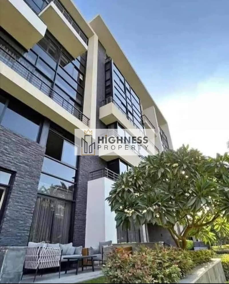 10 586997624_2379822902438051_1378010015068308280_n. jpg