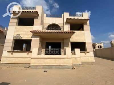 5 Bedroom Villa for Sale in Sheikh Zayed, Giza - WhatsApp Image 2025-08-20 at 2.32. 21 PM. jpeg