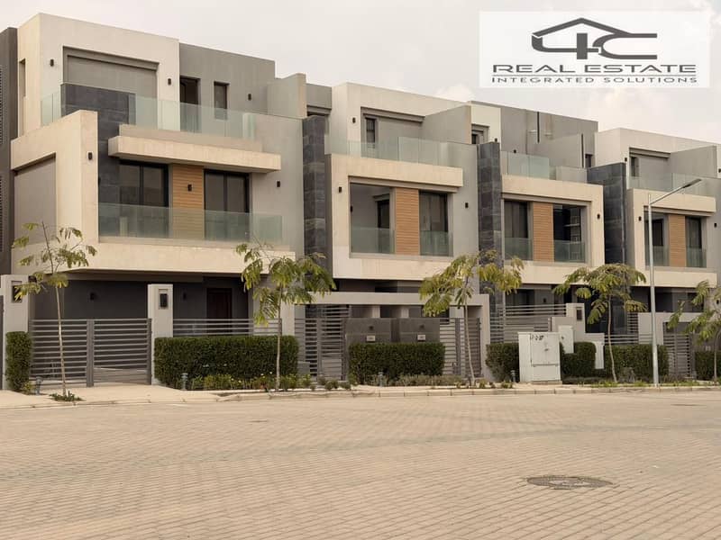 3 WhatsApp Image 2025-12-10 at 18.06. 55. jpeg