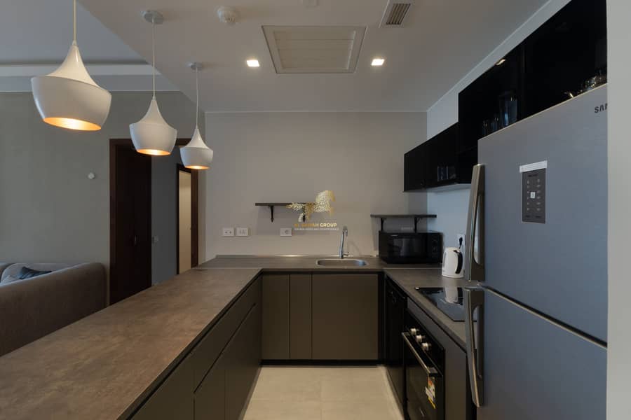 5 0V3A2498-Edit. jpg