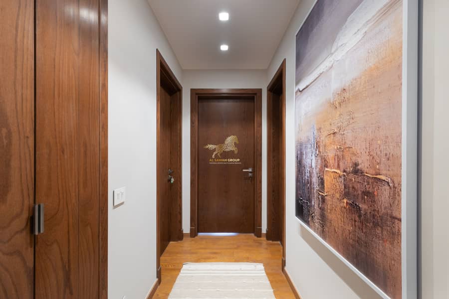 7 0V3A2613-Edit. jpg