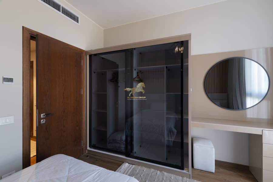 21 0V3A2598-Edit. jpg