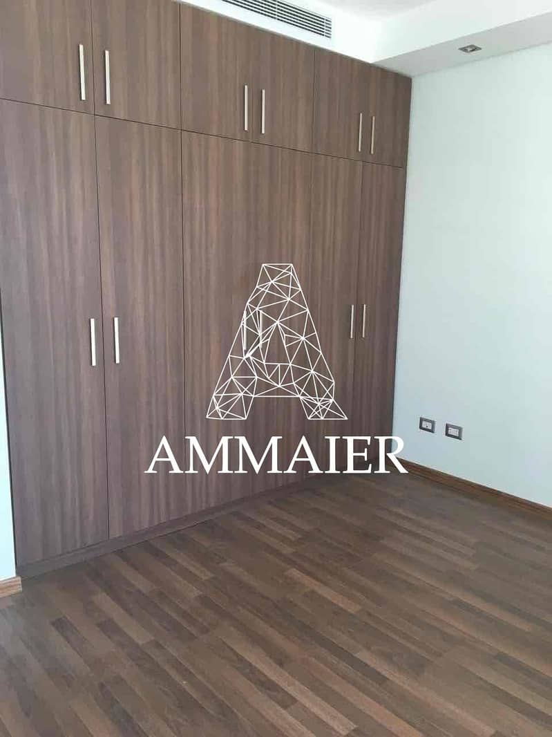 8 dddcd8cb-02a0-47d5-88a7-94023c7fa486. jpg