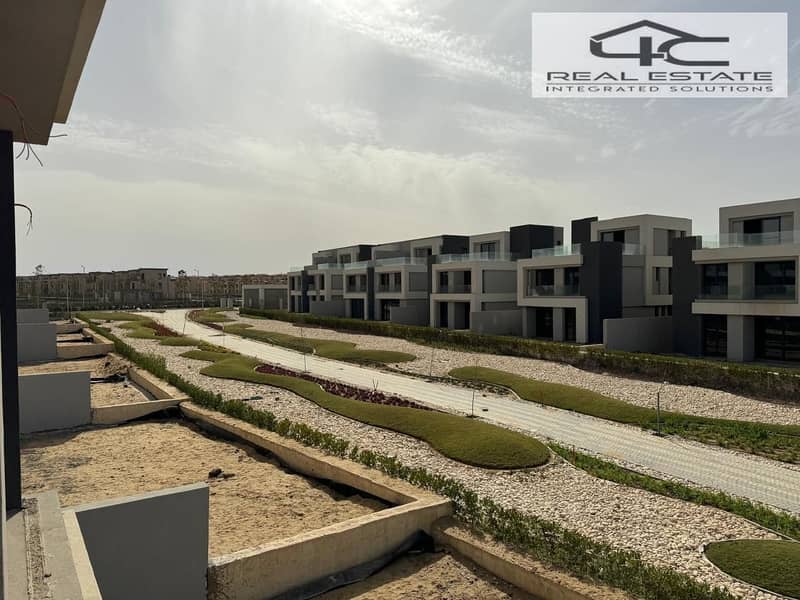 6 WhatsApp Image 2025-12-01 at 21.31. 21. jpeg