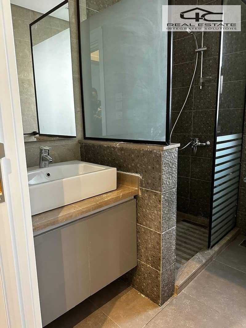 27 WhatsApp Image 2025-12-10 at 12.29. 07. jpeg