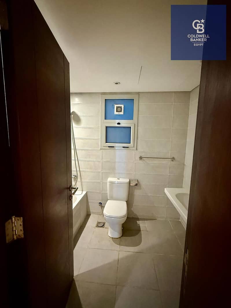 8 9fc9eb02-8a6f-4520-b6ab-da56fe466c6d. jpeg