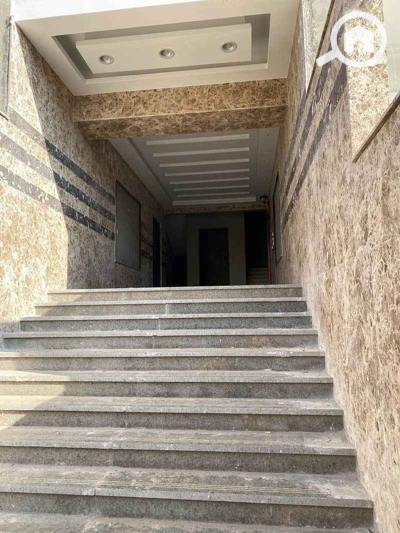 2 1e312879-a4a9-4c56-86aa-7895c2d2fdeb. jpg