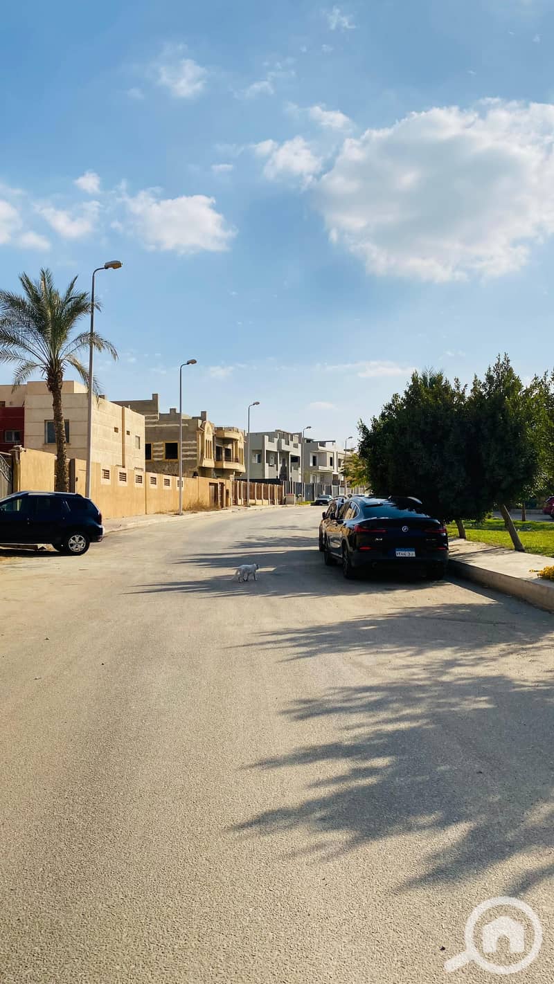 9 82b8498d-ba20-4564-82f7-ed2923c8d60c. jpg