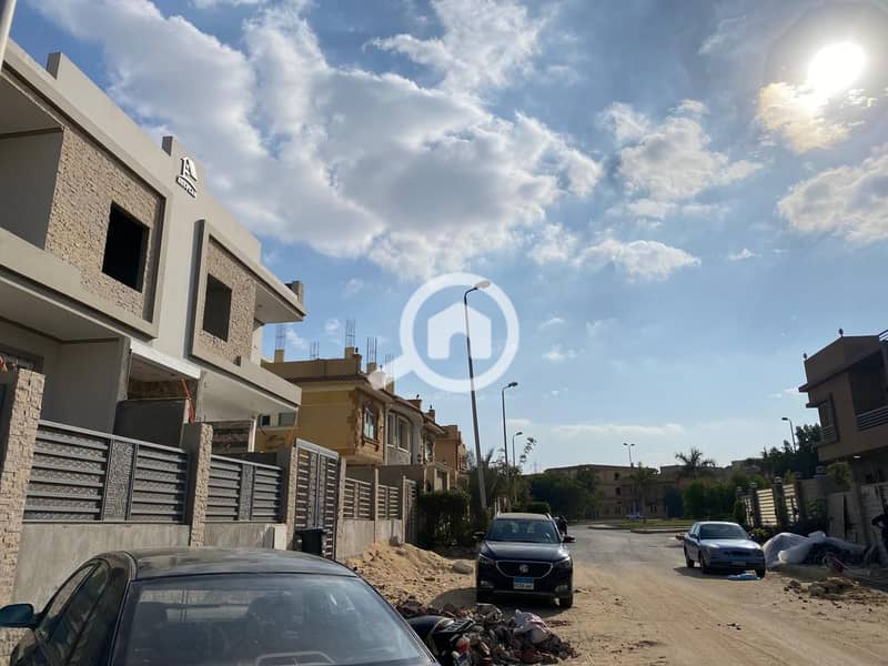 15 a0864d8a-fc0f-45e2-a737-b67c11d69365. jpg