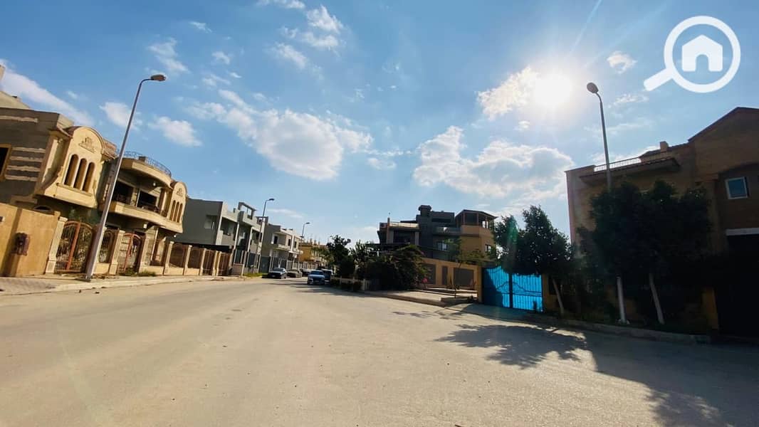 16 a27164e8-3621-4c5e-88de-cb04860f98d2. jpg