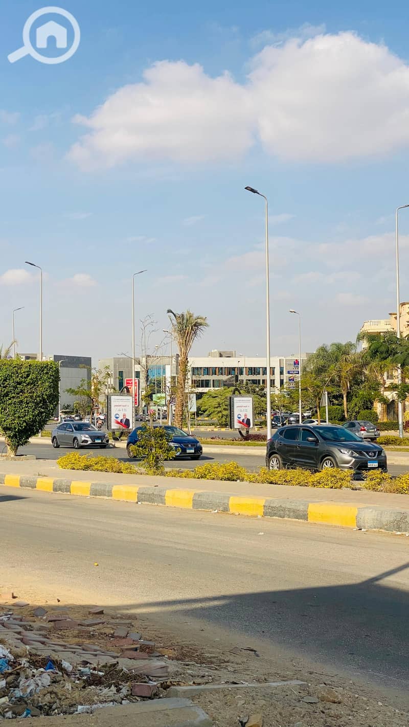 17 bc1112f0-0887-431c-8ff7-c9dadf4e59c7. jpg