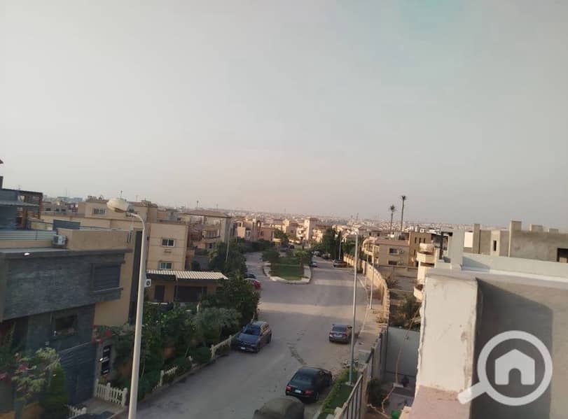 24 63c83d69-7cd2-40aa-9607-90e454140ff0. jpg