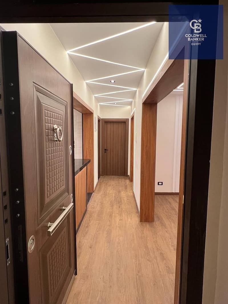 2 76ae5473-7dc0-4cf2-a744-9911e9c23bd1. jpeg