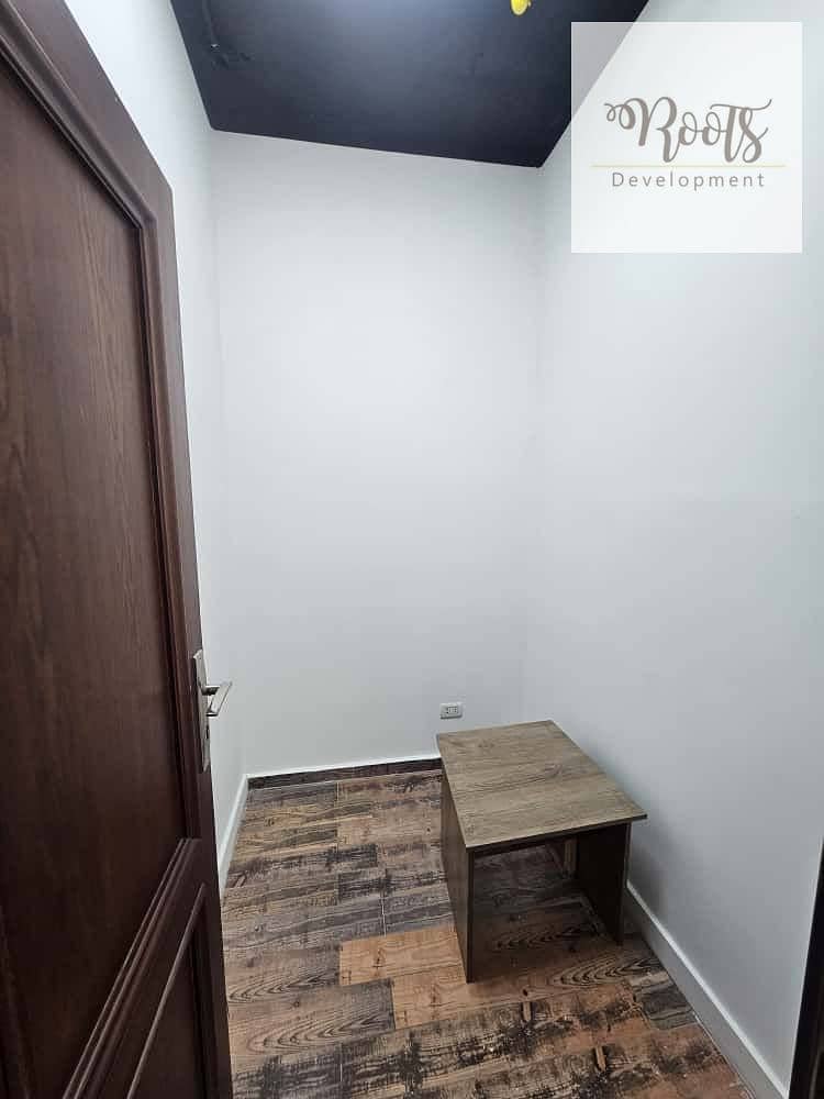 5 WhatsApp Image 2025-12-03 at 11.04. 21 (3). jpeg