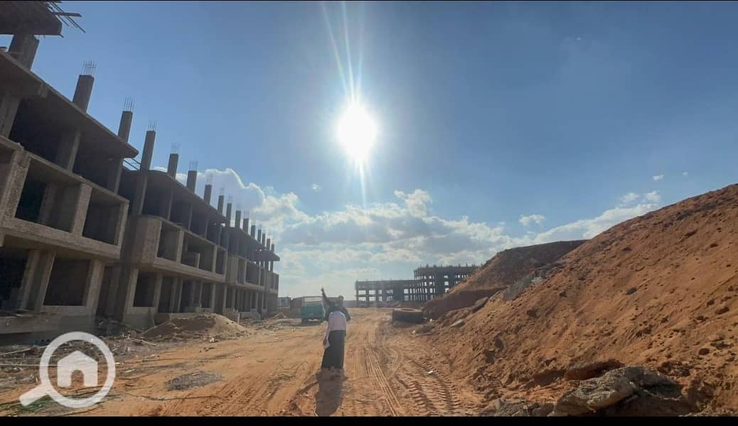 6 WhatsApp Image 2025-12-09 at 14.50. 06_d5d3b395. jpg