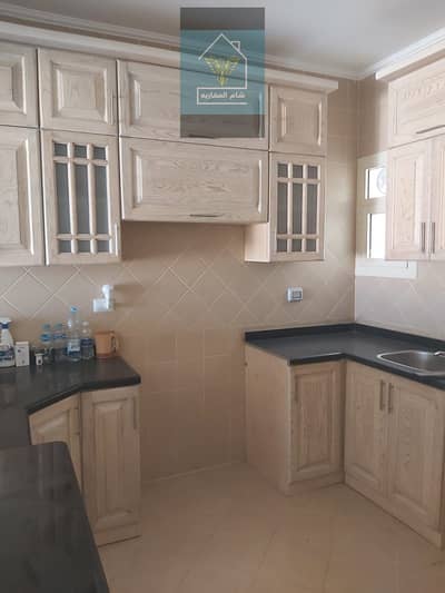 شقة 3 غرف نوم للايجار في الشيخ زايد، الجيزة - IMG-20251207-WA0057. jpg شقة 3 غرف نوم للايجار في الشيخ زايد، الجيزة - IMG-20251207-WA0057. jpg