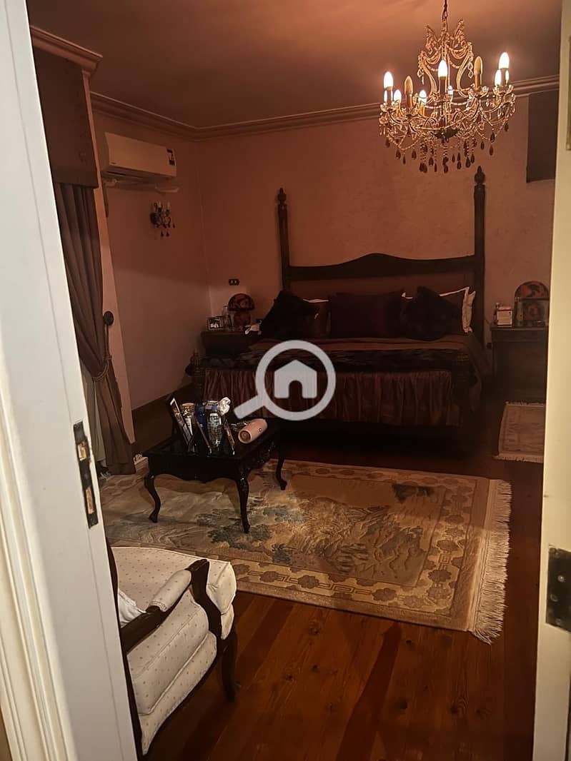 10 2432819b-07fd-41c1-af2a-3219e335d008. jpg