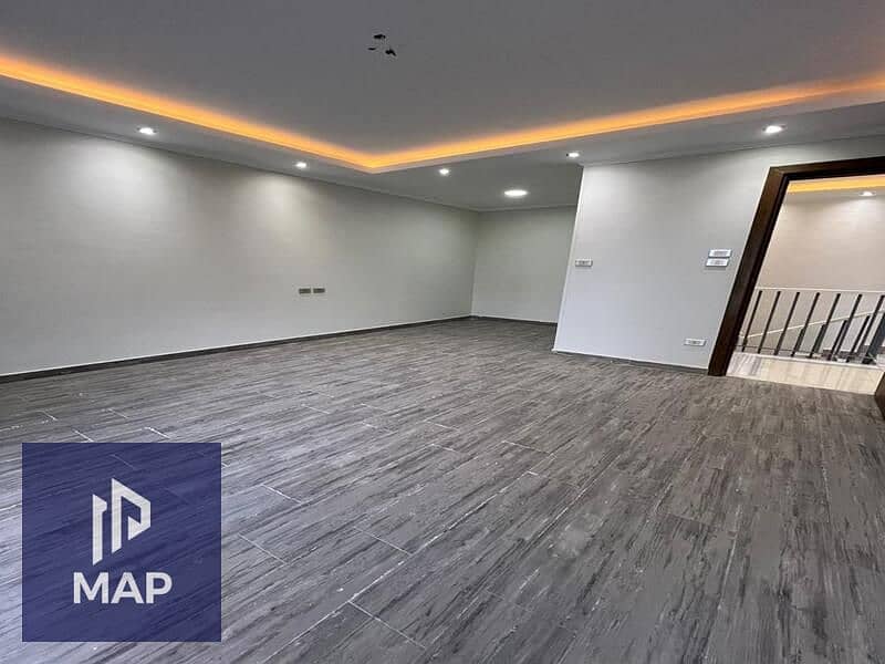 7 WhatsApp Image 2024-11-14 at 5.58. 43 PM. jpeg