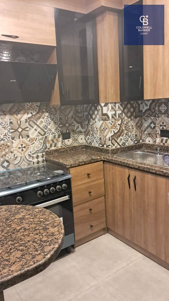 7 c2b99895-f3ee-4b27-a778-d659a16fb752. jpeg