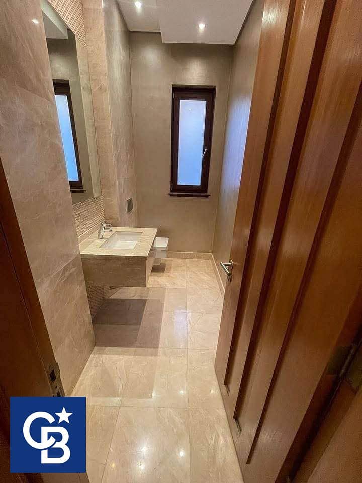 8 579378015_1332219875036558_1173779520659092287_n. jpg