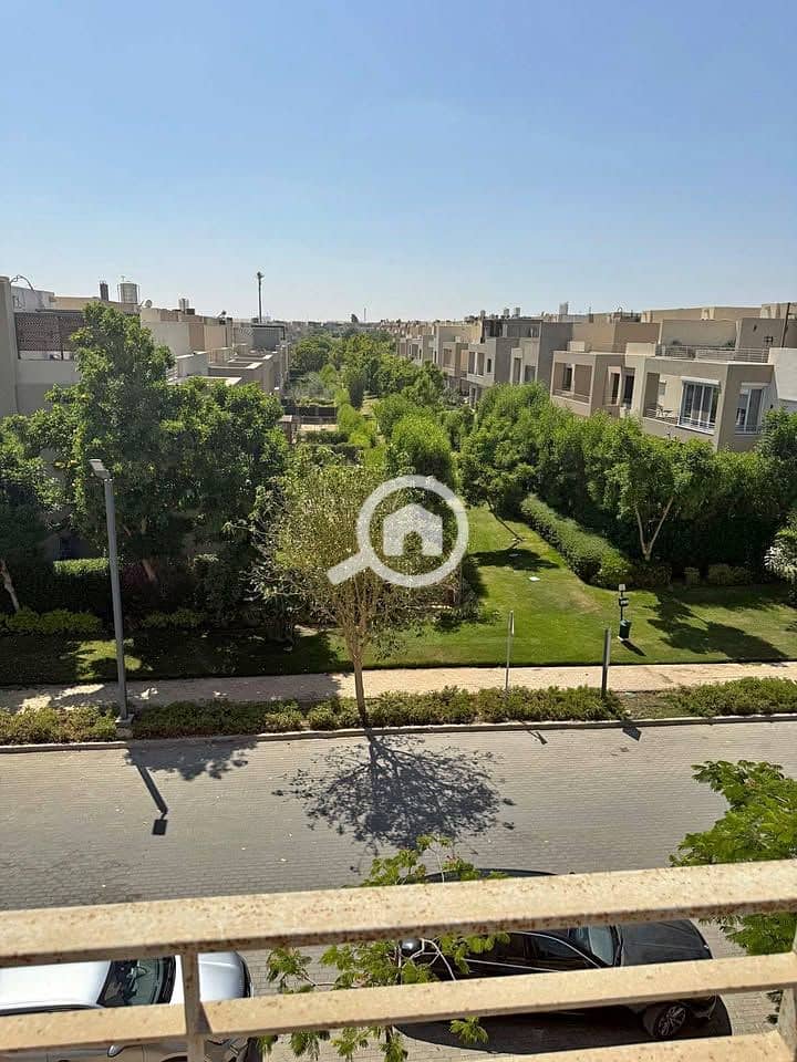 8 571744686_1859488534669573_2010413903051676975_n. jpg