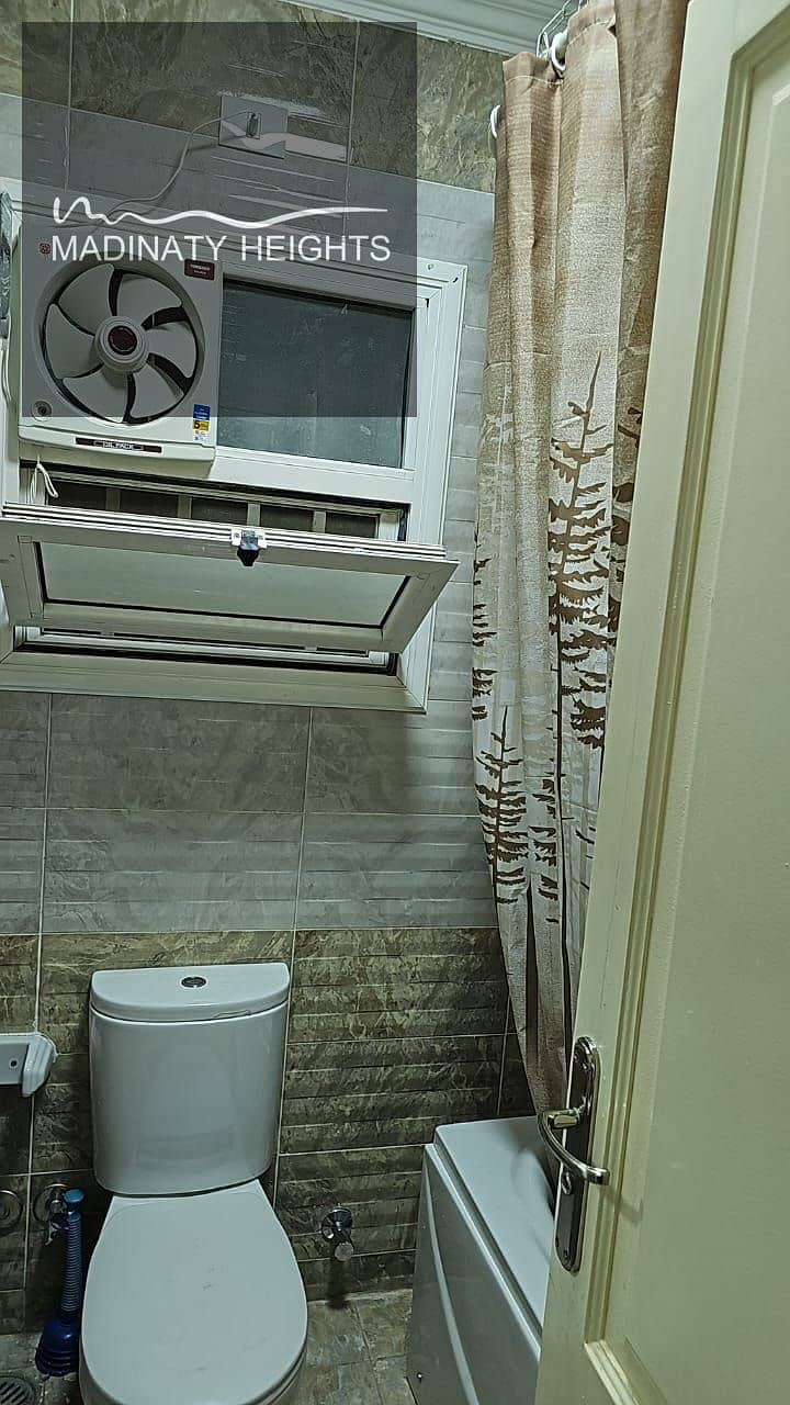 3 WhatsApp Image 2025-12-10 at 16.29. 13_b6304072. jpg