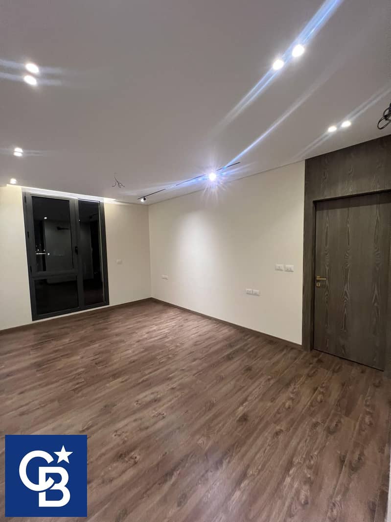 8 515277910_4020211611599596_3552894936722252315_n. jpg