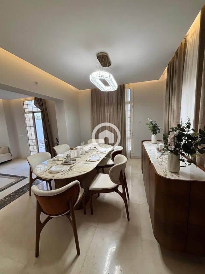 5 596567258_1174714498125441_1009231521005445351_n. jpg