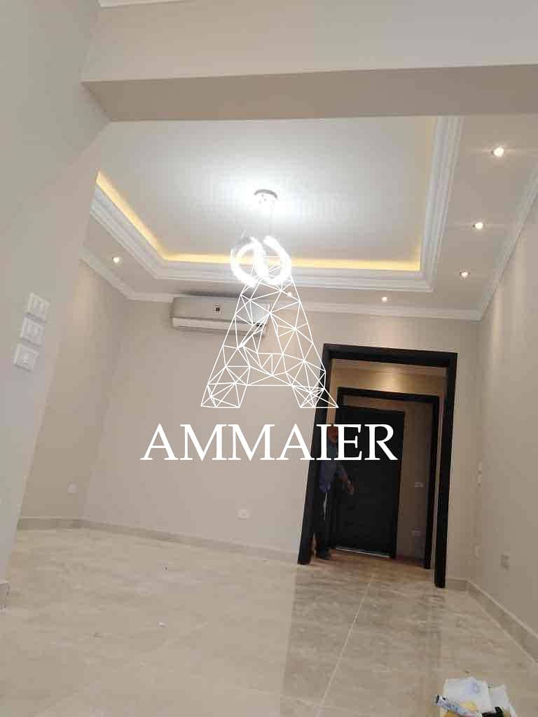 3 84e4c155-e7f0-401b-af4e-49b95afa8417. jpg