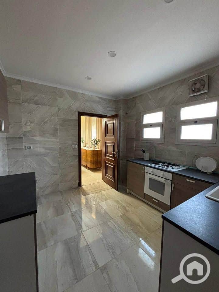 4 598813845_1965135761085765_220086388724810020_n. jpg