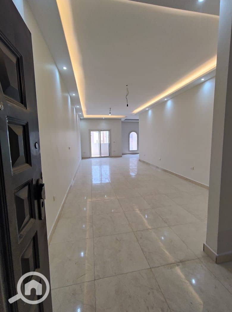 2 05679ffb-1e1c-4f4b-a822-f8978122e5ec. jpeg