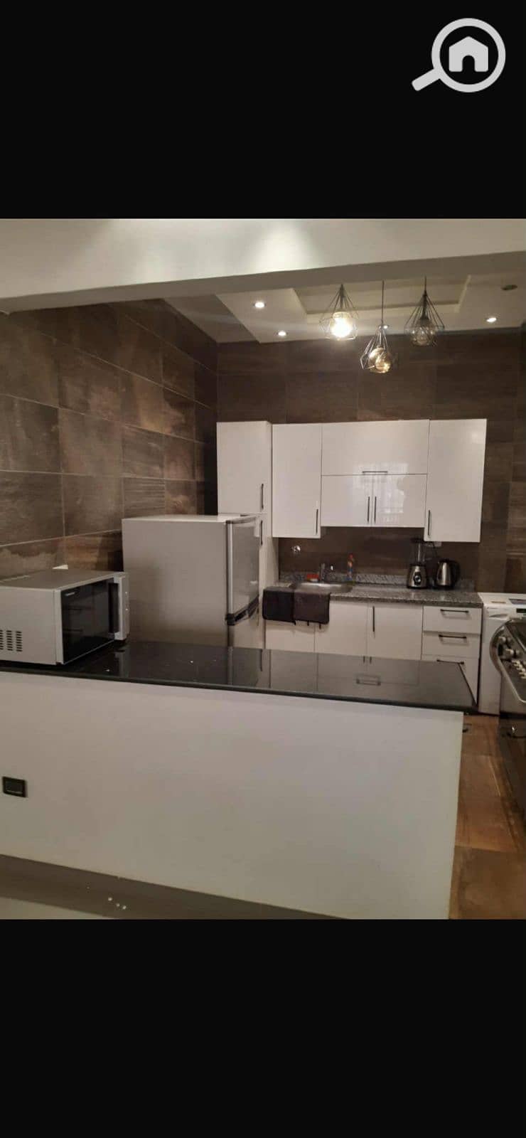 4 f5c8ad50-b97e-450b-95b0-0dcc02bb5b65. jpeg